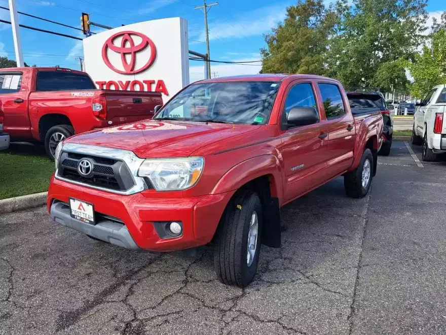 2015 Toyota Tacoma Base photo 1