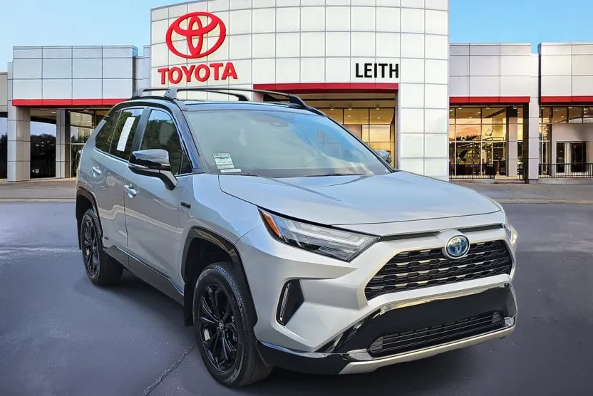 2023 Toyota RAV4 Hybrid XSE photo 1