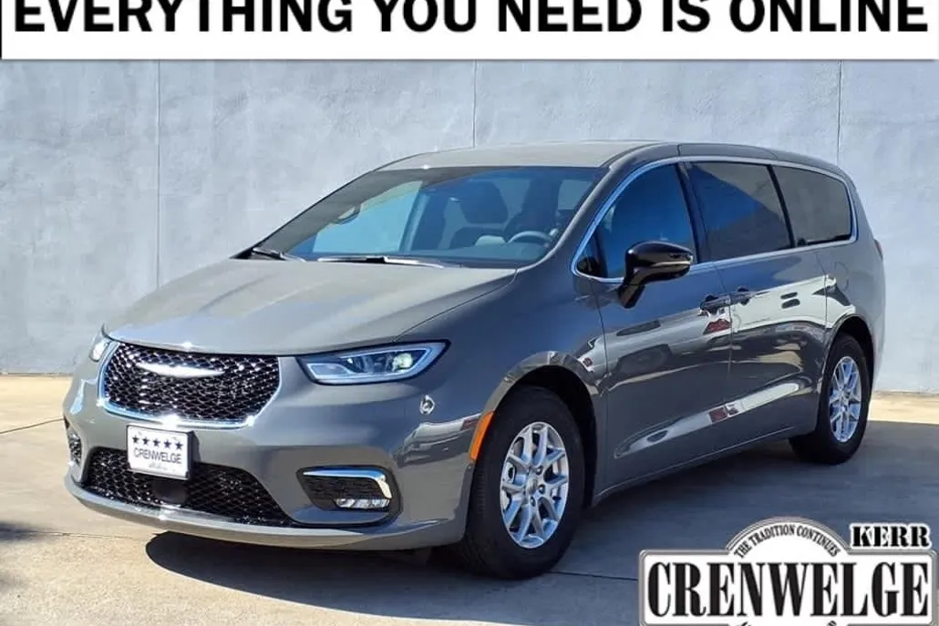 2025 Chrysler Pacifica photo 1