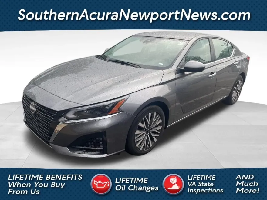 2023 Nissan Altima 2.5 SV photo 1