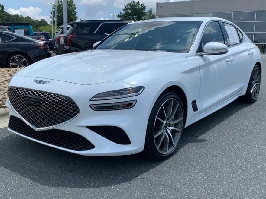 2025 Genesis G70 2.5T photo 1