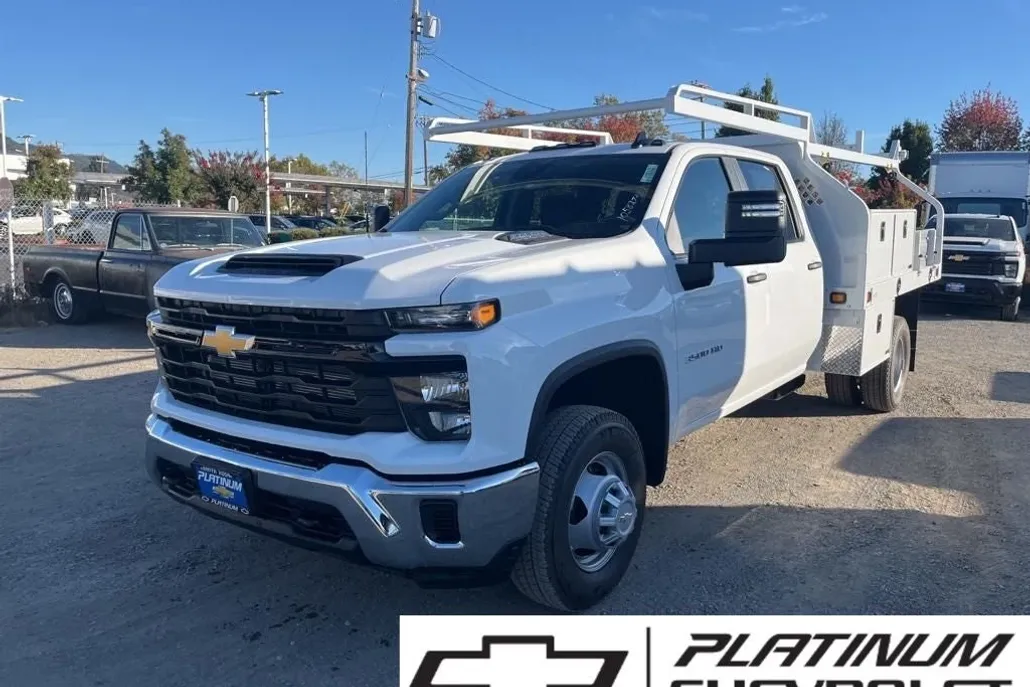 2024 Chevrolet Silverado 3500HD Work Truck photo 1
