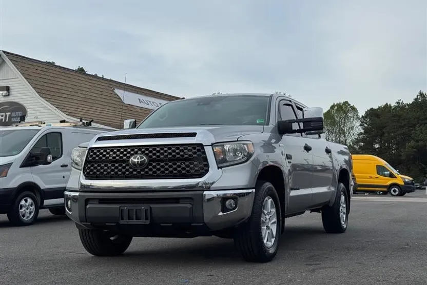 2019 Toyota Tundra SR5 TRD photo 1
