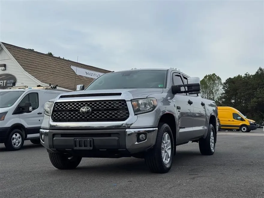 2019 Toyota Tundra SR5 TRD photo 1