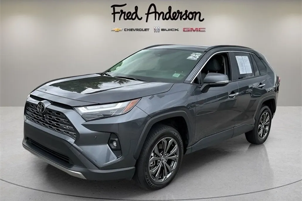 2025 Toyota RAV4 Hybrid Limited photo 1