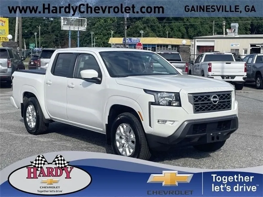 2024 Nissan Frontier SV photo 1