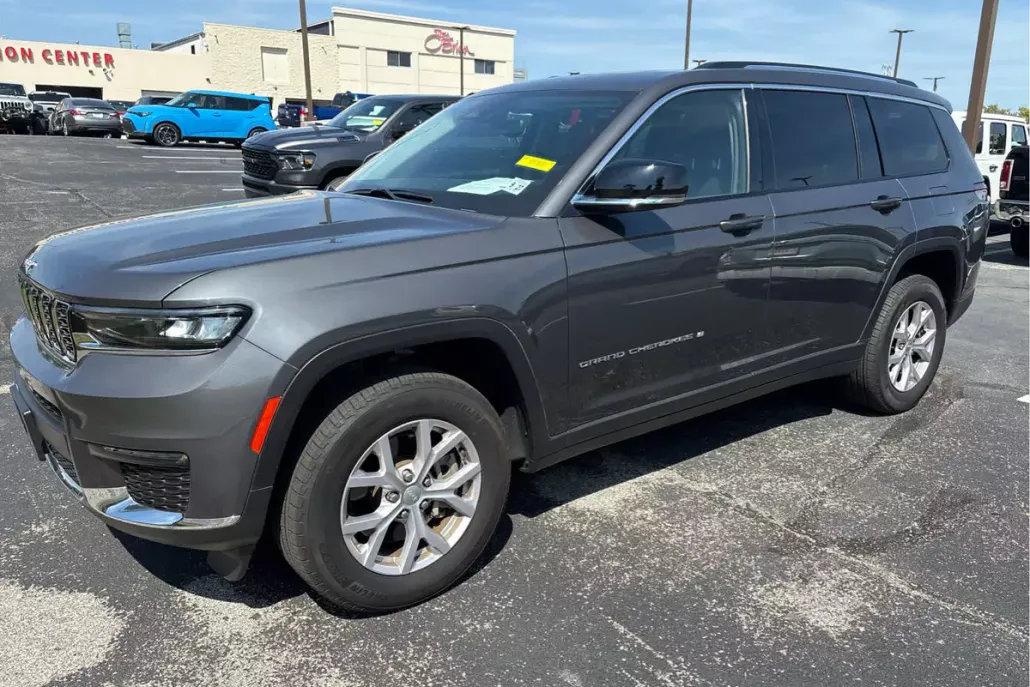 2022 Jeep Grand Cherokee Limited photo 1