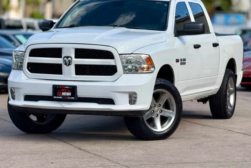 2017 Ram 1500 Express photo 1