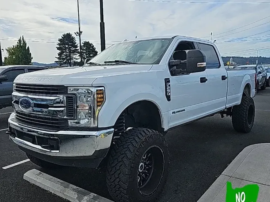 2018 Ford F-250 XLT photo 1