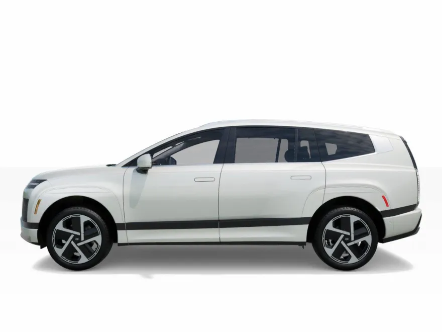 2026 Hyundai Ioniq photo 1