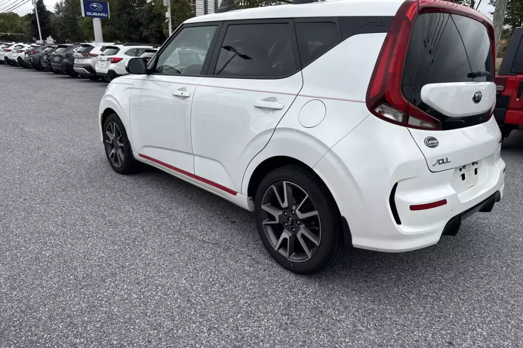 2020 Kia Soul GT-Line photo 1