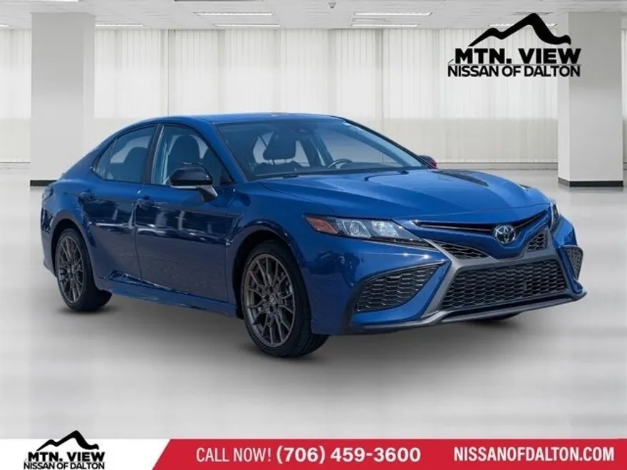 2024 Toyota Camry SE photo 1
