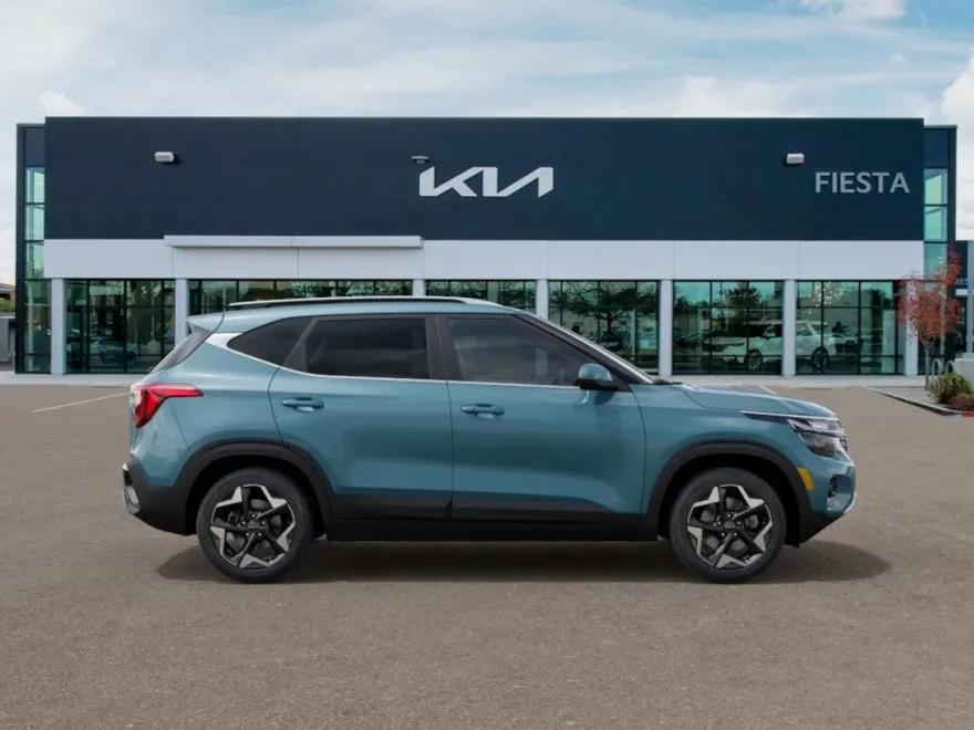 2025 Kia Seltos EX photo 1