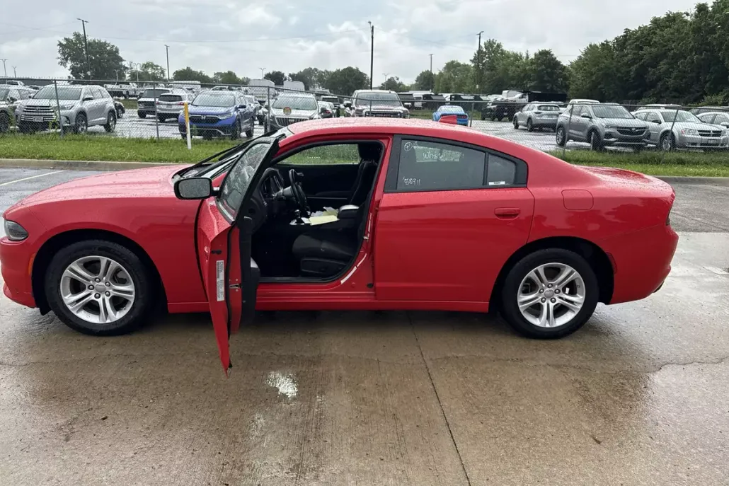 2023 Dodge Charger SXT photo 1