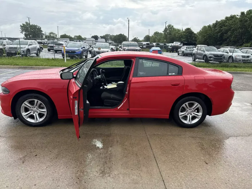 2023 Dodge Charger SXT photo 1