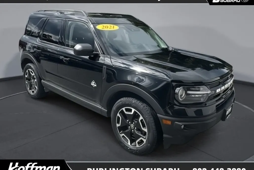 2021 Ford Bronco Sport Outer Banks photo 1