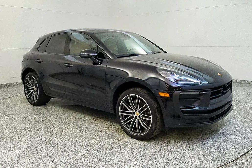 2020 Porsche Macan photo 1