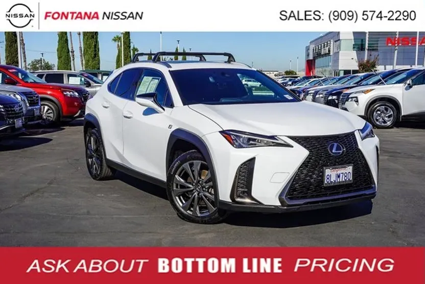 2019 Lexus UX 200 F SPORT photo 1
