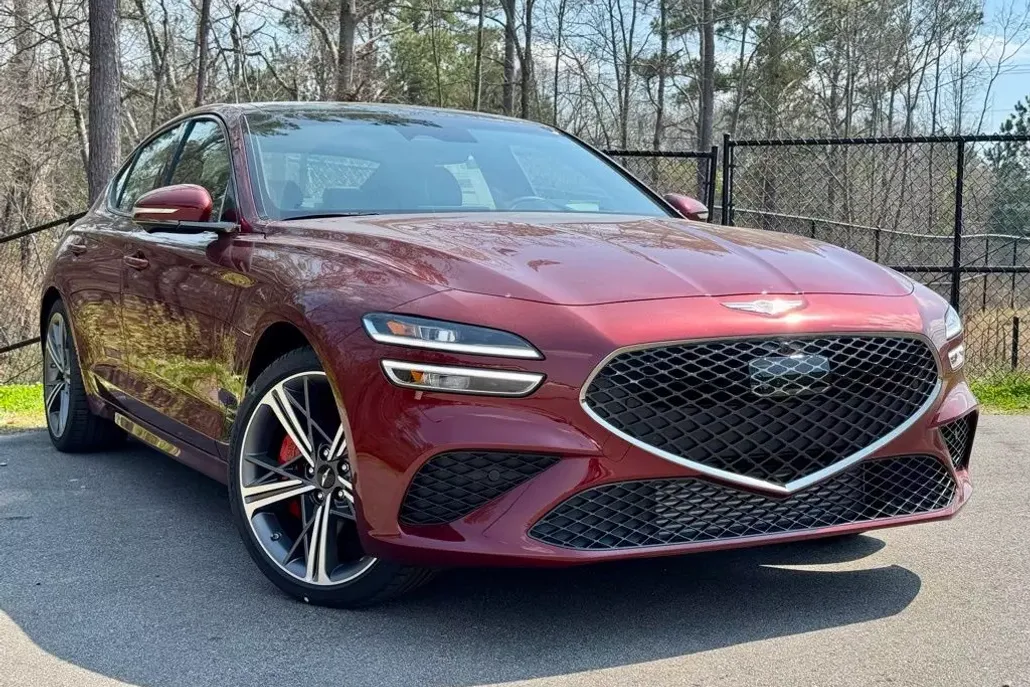 2025 Genesis G70 3.3T Sport Advanced photo 1
