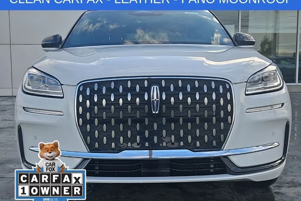 2024 Lincoln Corsair Grand Touring photo 1