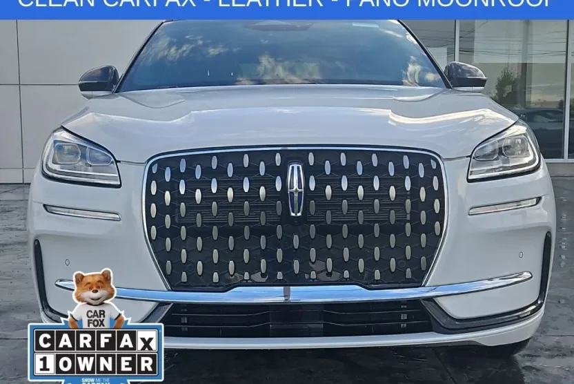2024 Lincoln Corsair Grand Touring photo 1