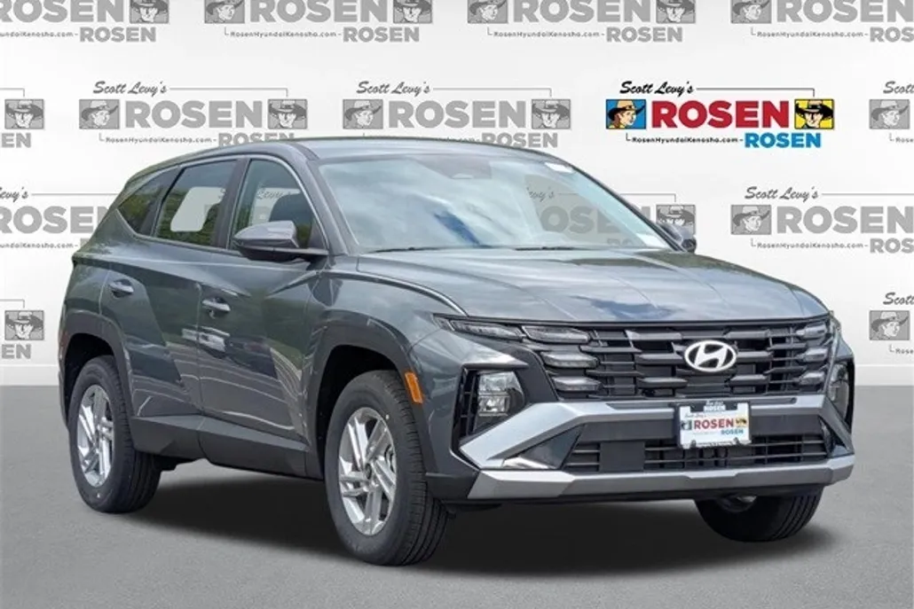 2025 Hyundai Tucson SE photo 1