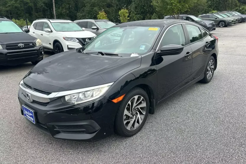 2017 Honda Civic EX photo 1