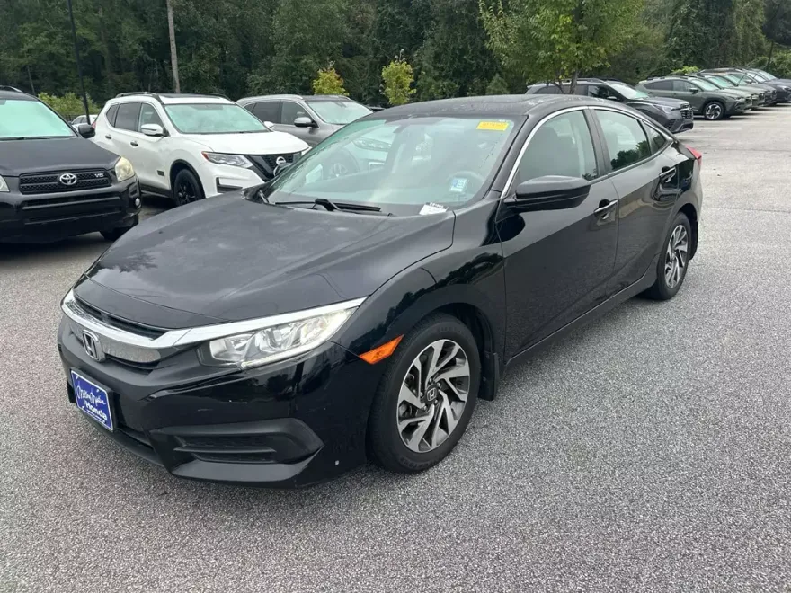 2017 Honda Civic EX photo 1