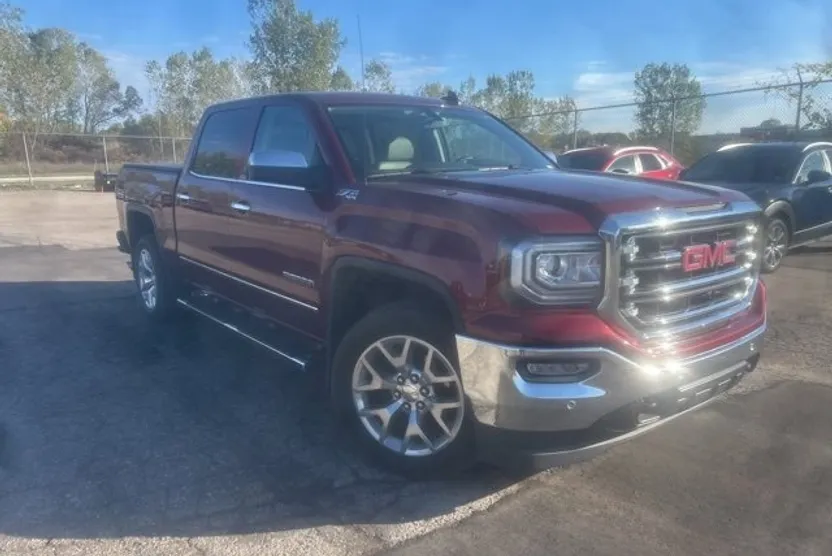 2017 Gmc Sierra 1500 SLT photo 1