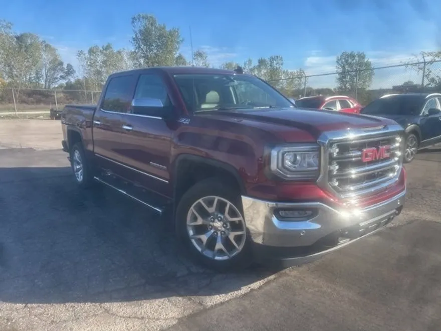 2017 Gmc Sierra 1500 SLT photo 1