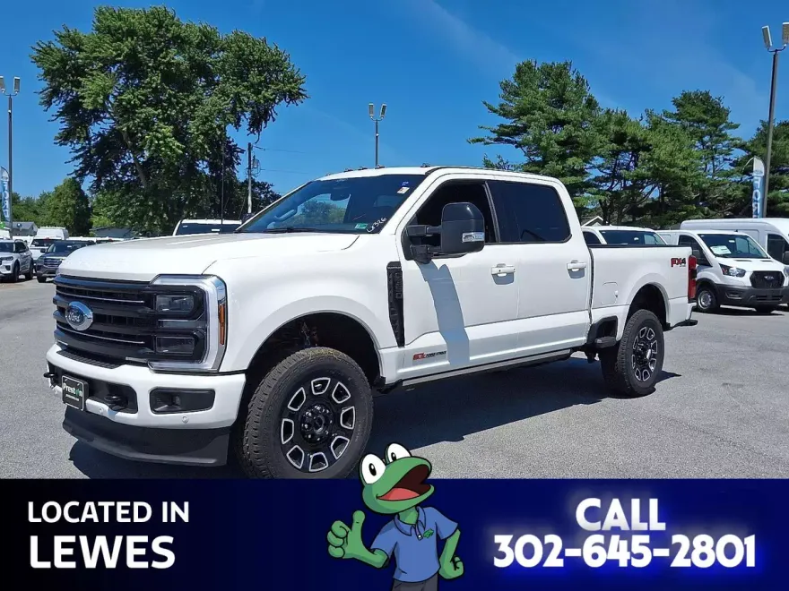 2025 Ford F-350 Platinum photo 1