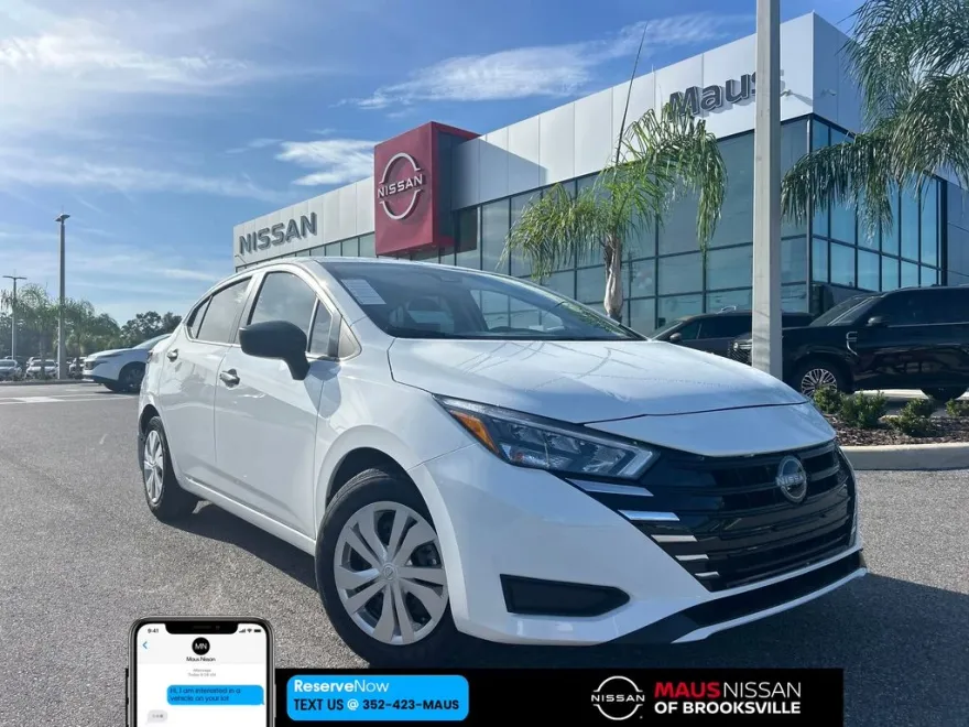 2025 Nissan Versa 1.6 S photo 1