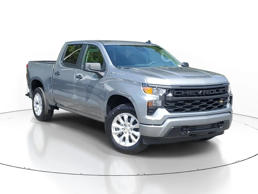 2025 Chevrolet Silverado 1500 Custom photo 1