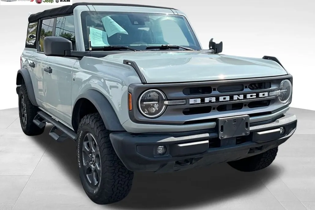 2022 Ford Bronco Big Bend photo 1