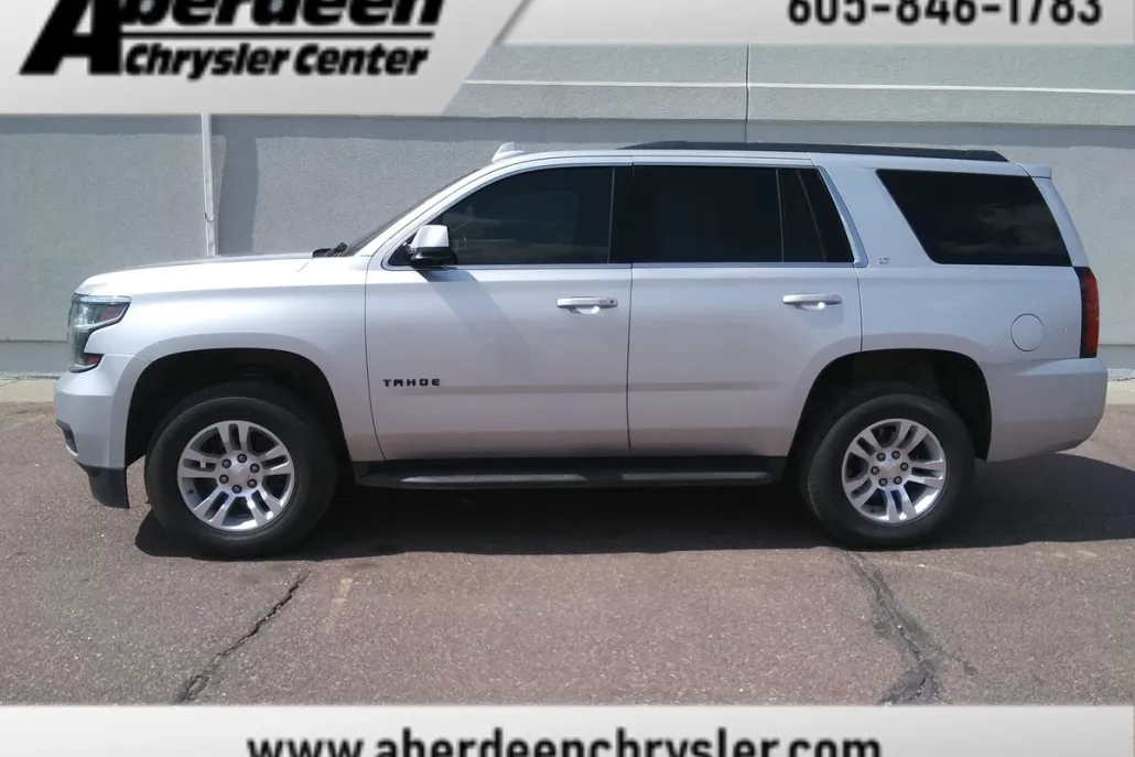 2020 Chevrolet Tahoe LT photo 1