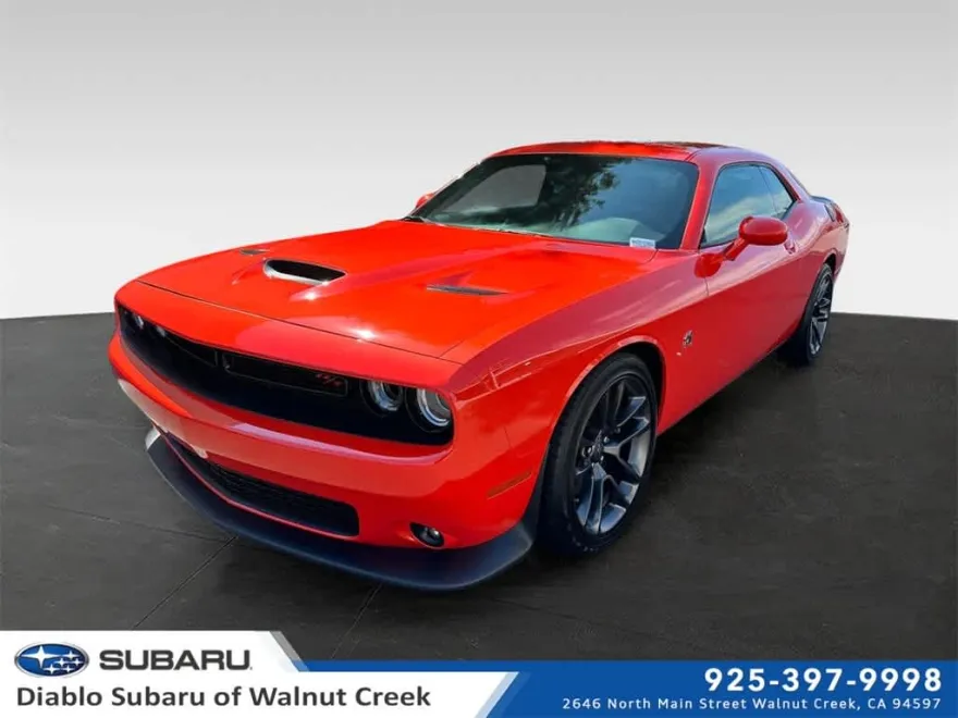 2022 Dodge Challenger R/T Scat Pack photo 1