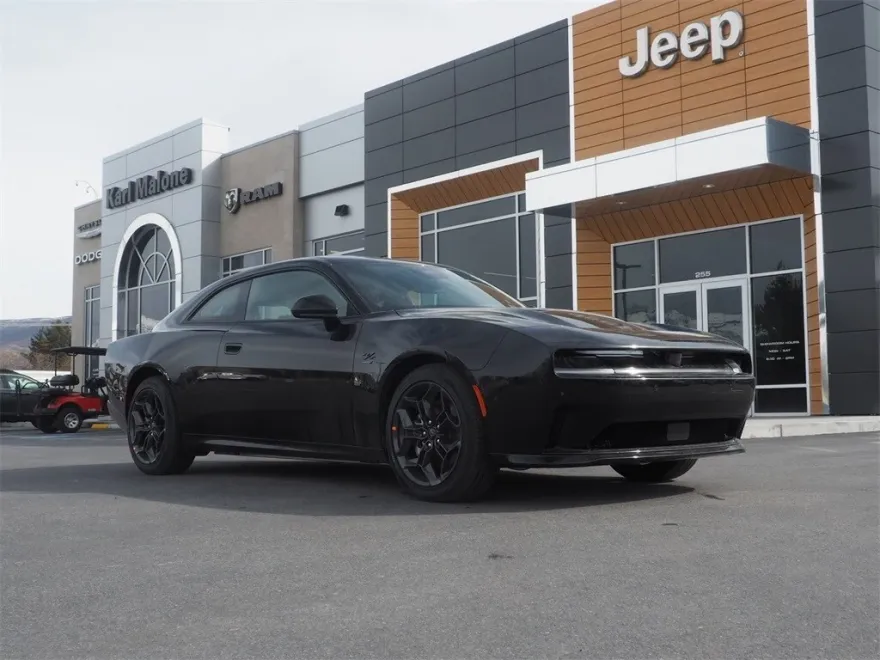2025 Dodge Charger R/T photo 1