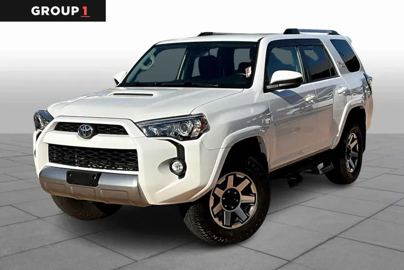 2018 Toyota 4Runner TRD photo 1