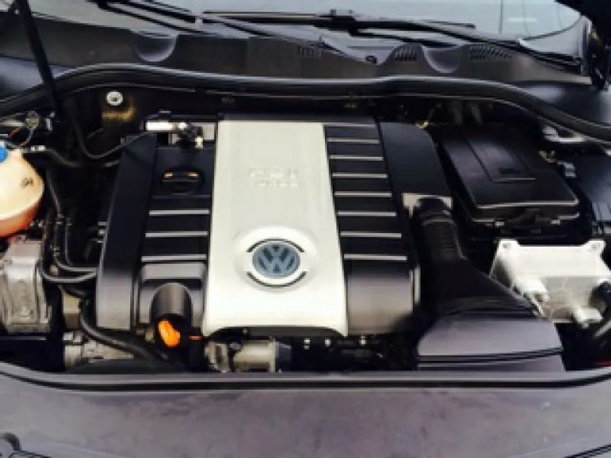 2007 Volkswagen Passat 2.0T Wolfsburg Edition photo 1