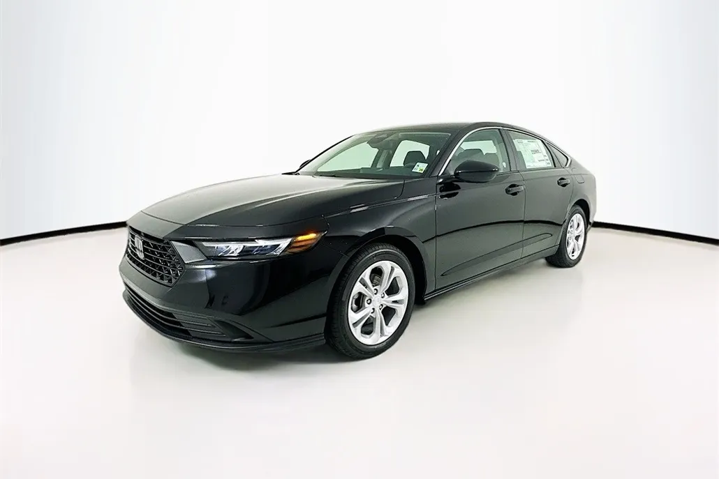 2025 Honda Accord LX photo 1