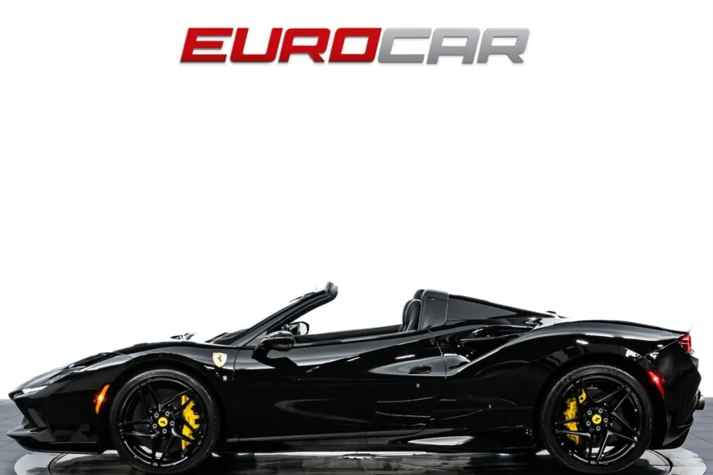 2021 Ferrari F8 Spider Base photo 1