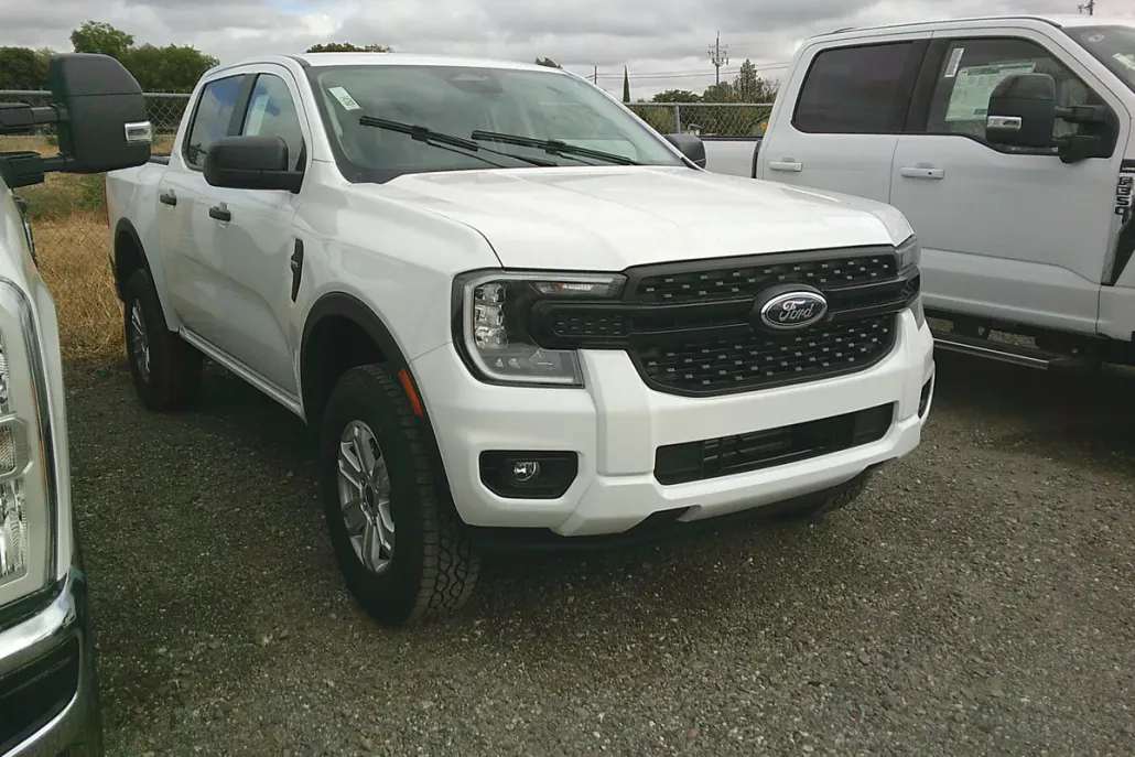 2025 Ford Ranger XL photo 1