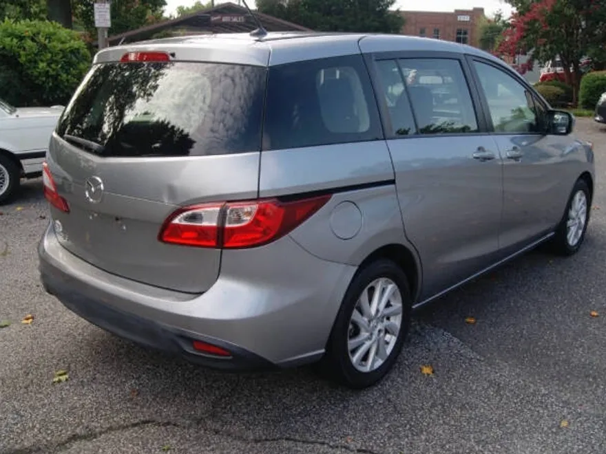 2012 Mazda Mazda5 Sport photo 1