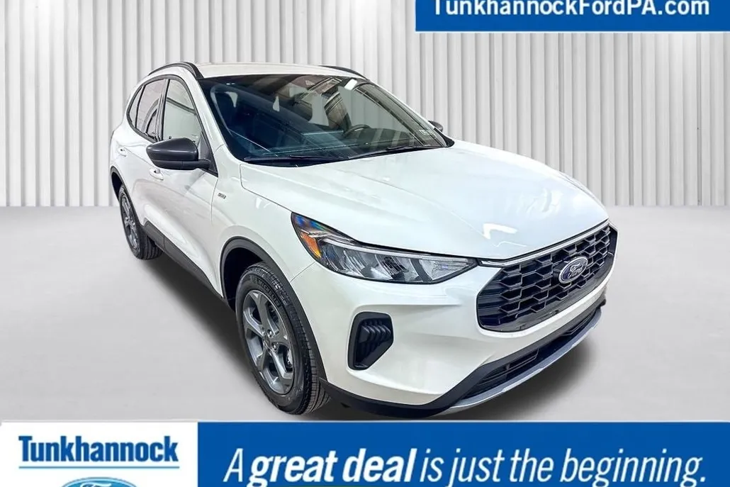 2025 Ford Escape ST-Line photo 1