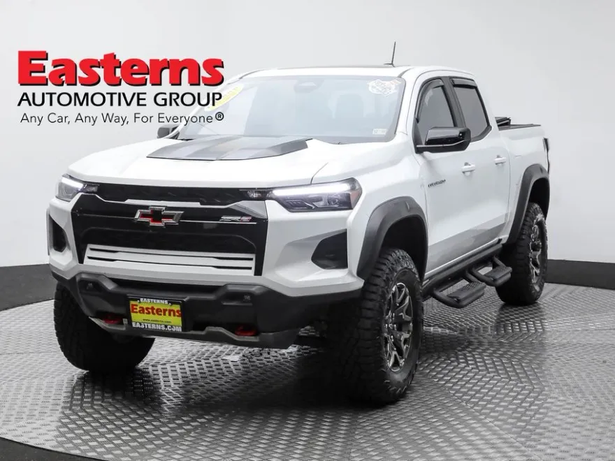 2024 Chevrolet Colorado ZR2 photo 1