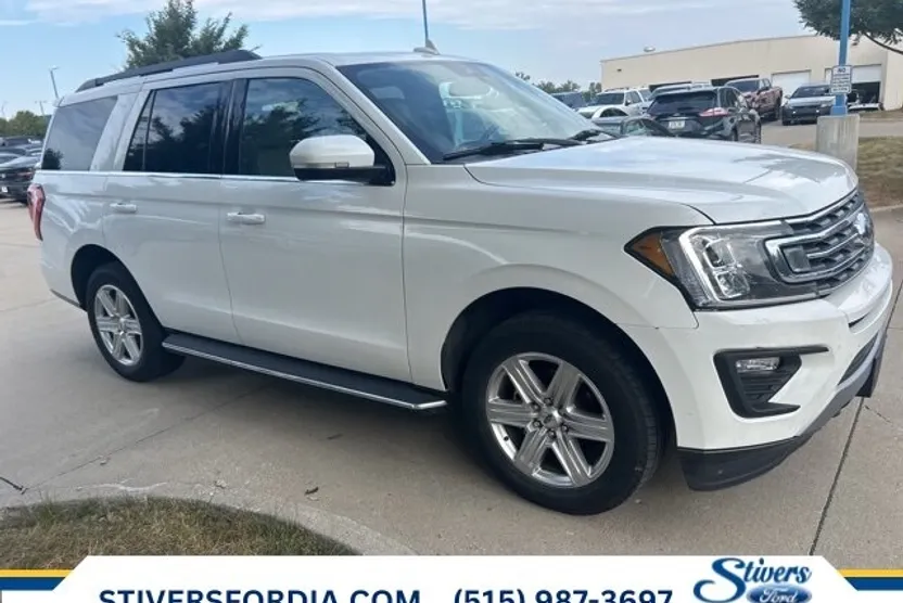 2020 Ford Expedition XLT photo 1