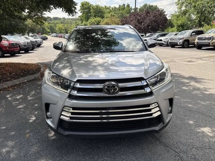 2018 Toyota Highlander Limited Platinum photo 1