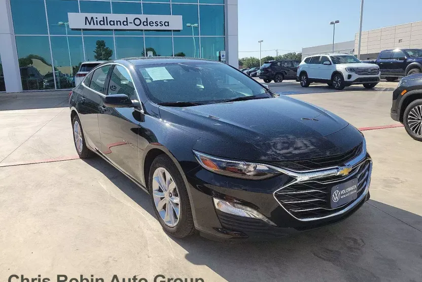 2023 Chevrolet Malibu 1LT photo 1