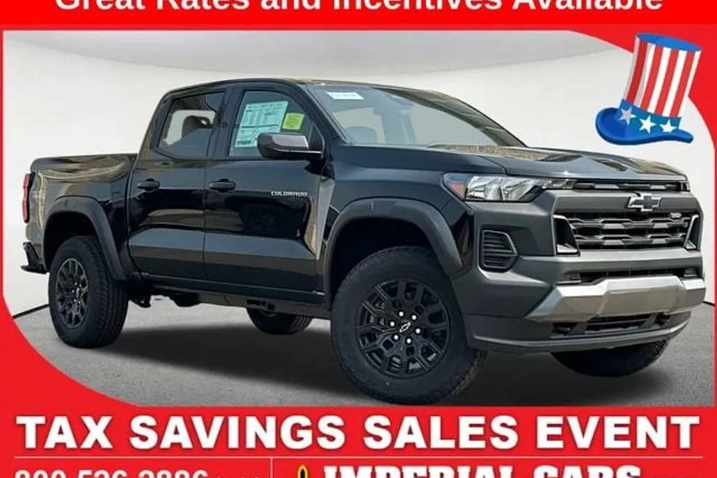 2025 Chevrolet Colorado Trail Boss photo 1