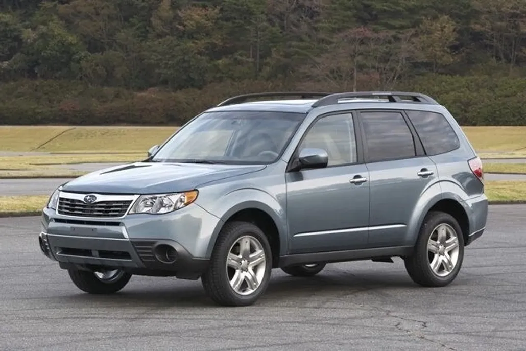 2010 Subaru Forester 2.5X Premium photo 1